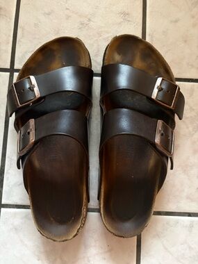 Birkenstock Arizona Oiled Leather Double-Strap Buckle Sandal size 9.5